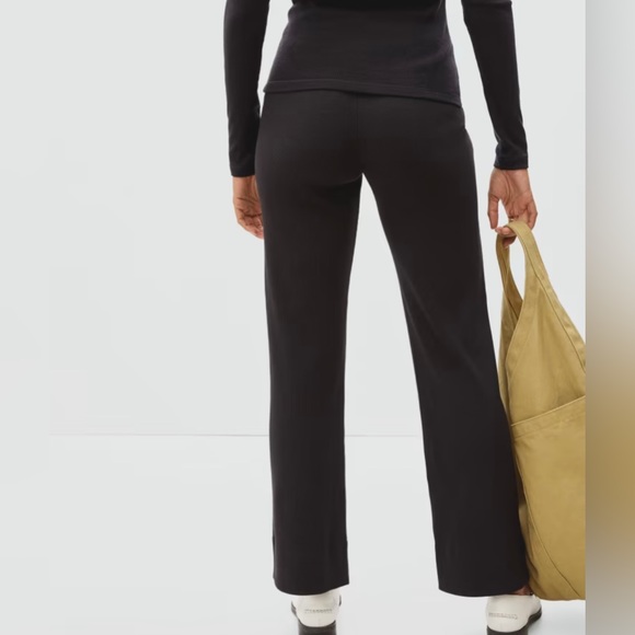 đź–¤EVERLANE RIBBED FLARE PANTS IN BLACK M - Picture 2 of 6